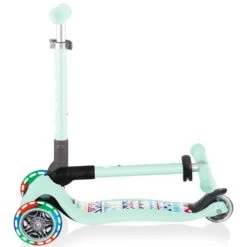 GLOBBER Junior Foldable Fantasy Lights, Scooter -Spielwarenladen GLOBBER Junior Foldable Fantasy Lights Scooter@@1818463 9