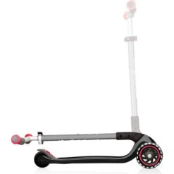 GLOBBER Master Lights, Scooter 19 GLOBBER Master Lights, Scooter -Spielwarenladen GLOBBER Master Lights Scooter@@1619983 8