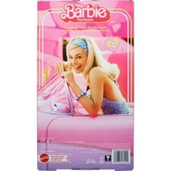 Mattel Barbie The Movie - Margot Robbie Als Barbie: Puppe Mit Blau-kariertem Outfit 11 Mattel Barbie The Movie - Margot Robbie Als Barbie: Puppe Mit Blau-kariertem Outfit -Spielwarenladen Mattel Barbie The Movie Margot Robbie als Barbie Puppe mit blau kariertem Outfit@@1918876 3