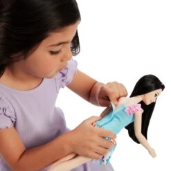 Mattel My First Barbie Renee Mit Fuchs (schwarzeHaare), Puppe -Spielwarenladen Mattel My First Barbie Renee mit Fuchs schwarzeHaare Puppe@@1888848 5